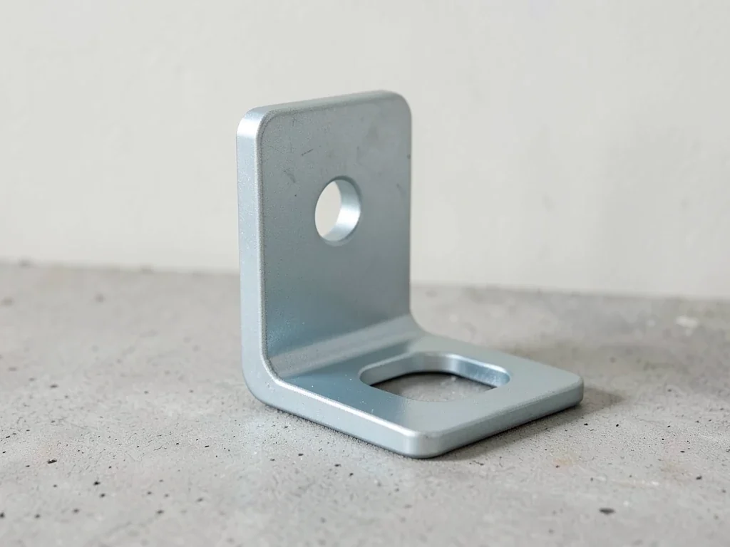 zinc nickel automotive bracket