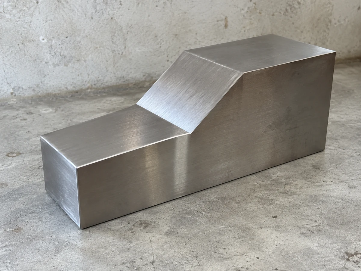 Flash chrome mould slide insert — representative component illustration