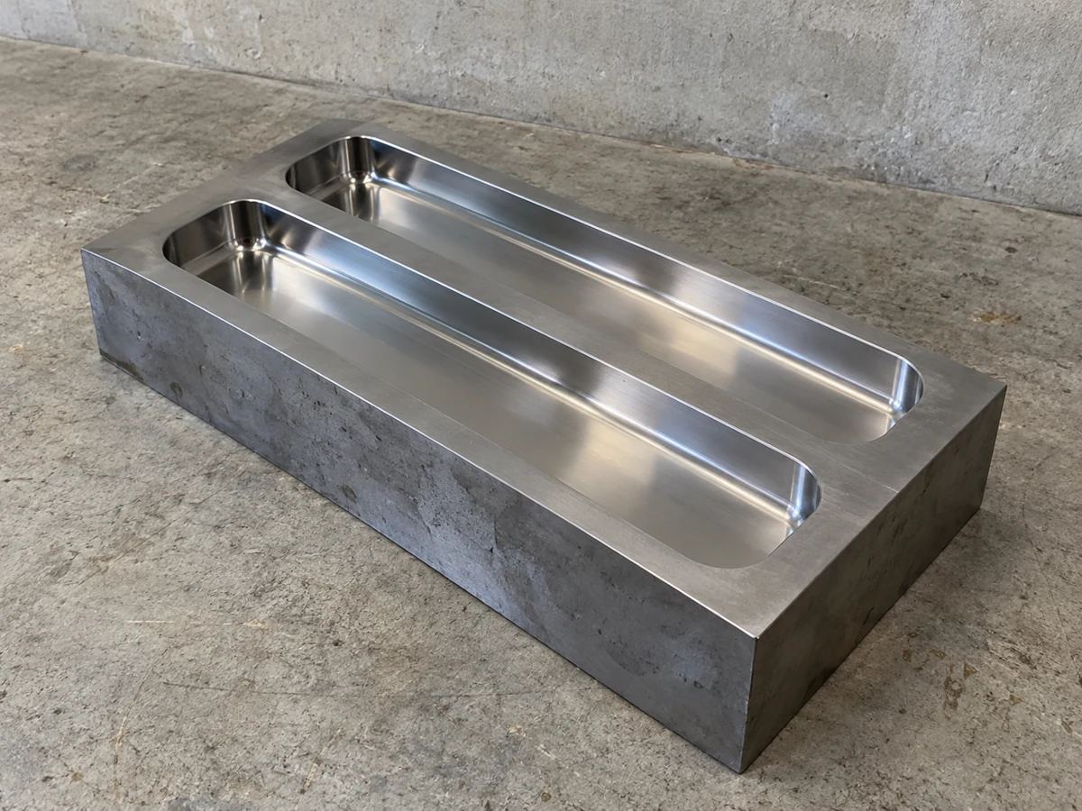 Diamond polished two cavity mould — representative component illustration